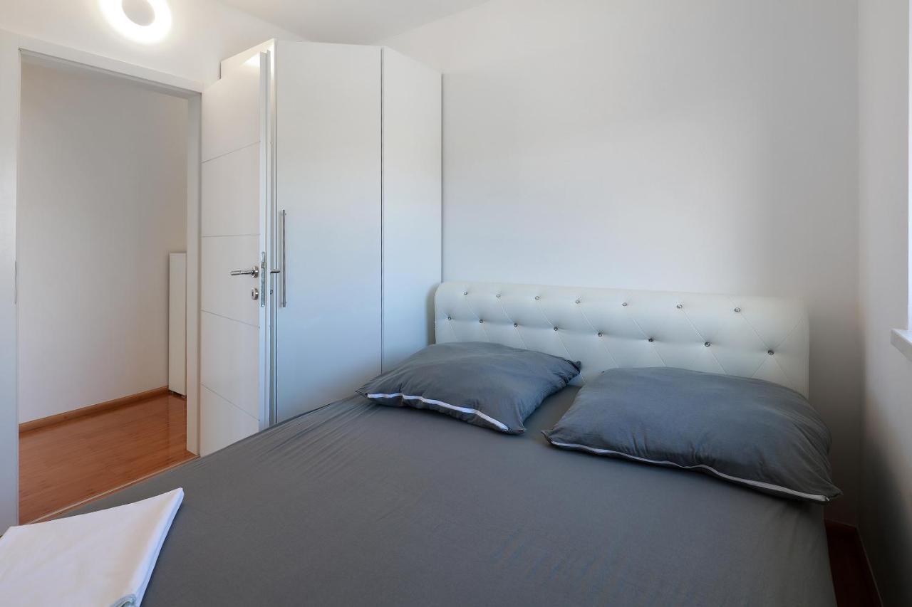 Villa Mainz 诺瓦利娅 外观 照片